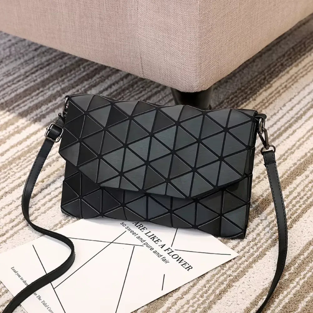 Casual Geometric Pouch Bag