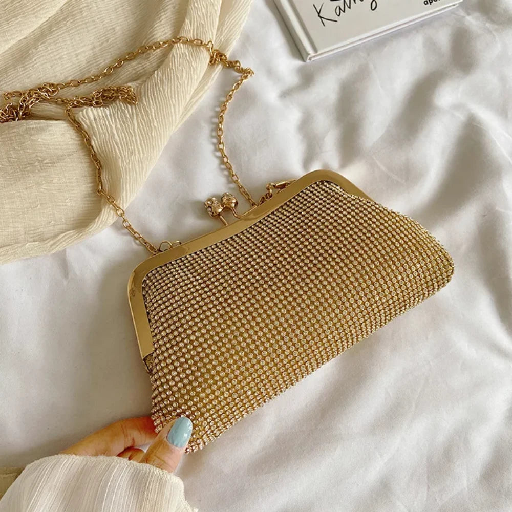 Evening Chic Rhinestone Handbag with Chain